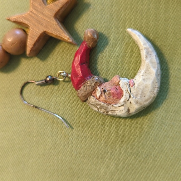 Handmade Vintage Santa Jewelry Set - Wood & Clay on Satin String - Picture 2 of 4